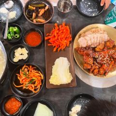 滿足五香豬腳張用戶圖片