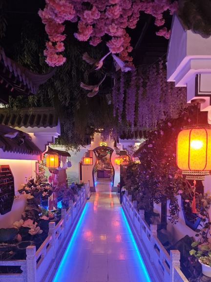 JIANGNAN GARDEN (Yansha Commercial Area, Beijing) - Restaurant