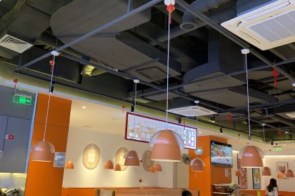 八合里牛肉火锅(世欧广场店)