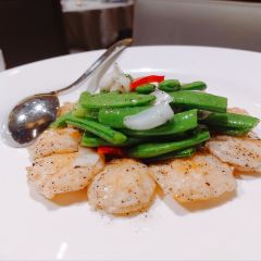 东海滙舟山海鲜(南京西路店) User Photo