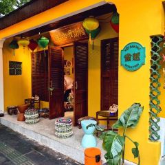 Queen·Cheuk Yuet User Photo