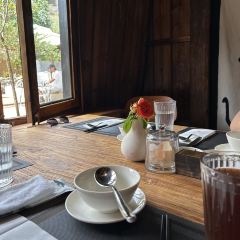 Dormito Cafe User Photo