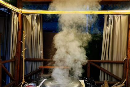 刘二姐休闲农庄·柴火鸡