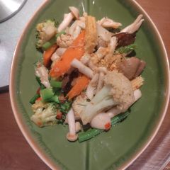 泰越轩·泰式咖喱餐厅(三亚湾一丰禾生活广场店) User Photo