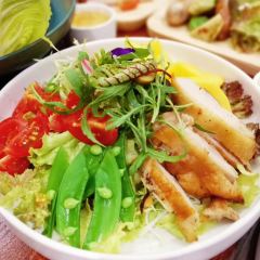 鄂尔多斯皇室国际酒店(万达广场王府井店)·四海汇海鲜自助餐厅 User Photo