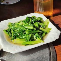 御食坊川菜馆·牦牛野菌砂锅汤 User Photo