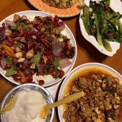 色达卡萨大酒店·藏餐厅 User Photo