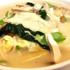 Tiantaibinguancanyinbu User Photo