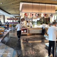 呼和浩特香格里拉大酒店·馨咖啡海鲜自助 User Photo