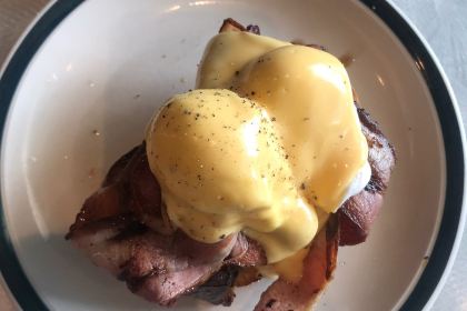 Machine Laundry Cafe