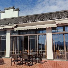 MING YUE User Photo