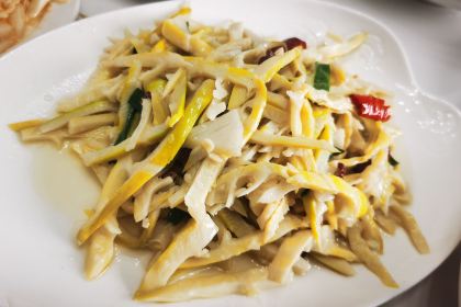 Qingzhen·mengbubi Restaurant