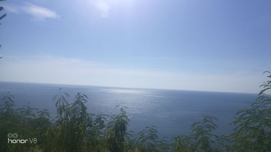 神仙半岛是普吉岛一个著名景点，这是观看日落的绝佳圣地。每到日