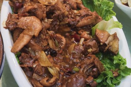 Laoqingsonghuntunguan