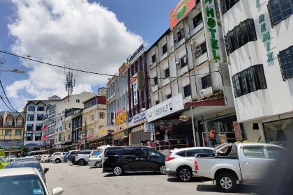 Mountain House Charcoal Steamboat Restaurant