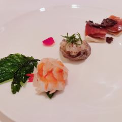 WING LEI User Photo