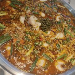 金大吉·鲜鱼火锅(世和广场店) User Photo
