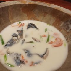 雨晨石锅鱼 User Photo