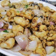 YI GE CHI LENG SHUI YU DE DI FANG User Photo