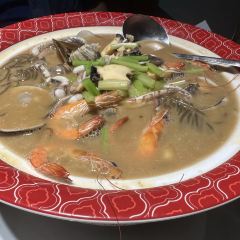 头上红煨盐鸡乡村食府 User Photo