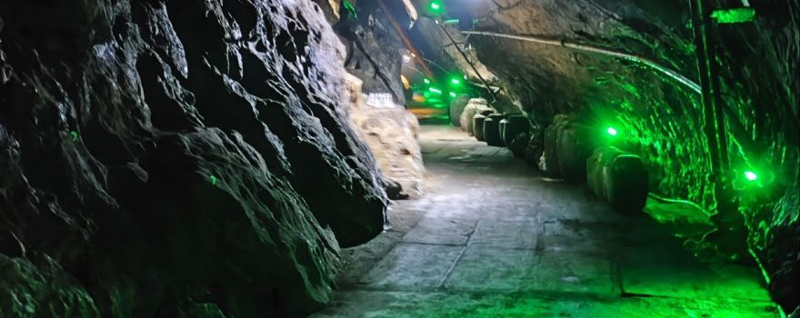 Moutai Town Shenlong Cave
