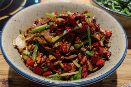 萬家灯火·私房湘菜·22年老手艺(君临天下店)