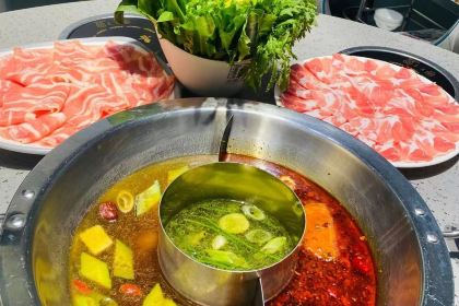 喜蒙羔火锅店(红领巾路店)