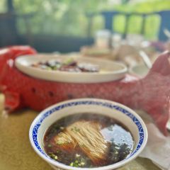 ER QUAN YUAN User Photo