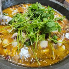 鸿扬苗侗寨石锅鱼(榕江店) User Photo