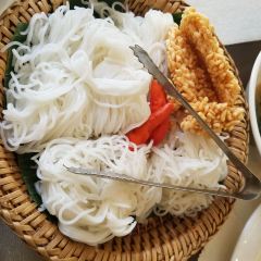 Tamnak Lao User Photo