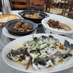 DE YUN JU User Photo
