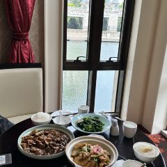 JIN RUN JIN JIANG CHENG BAO ZHU TI JIU DIAN XI CAN TING User Photo
