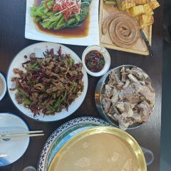 格日勒手把肉奶茶馆 User Photo