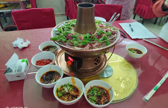 鼎盛聚緣閣飯菜館