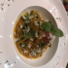 Zhongzhouhuangguanjiarijiudian·zonglvgezizhu Restaurant User Photo