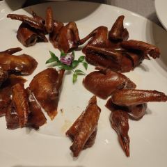 LONG YAN User Photo