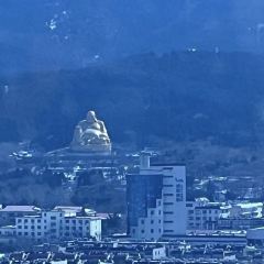 濟南怡豪大飯店（泉城廣場趵突泉店）·銀頂旋轉餐廳張用戶圖片