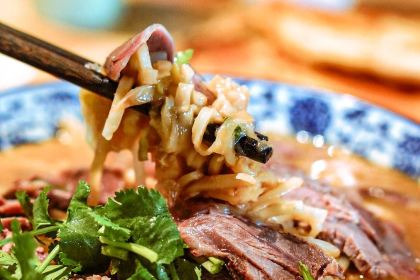 青春羊肉汤探索店(商务区博丰明钻店)