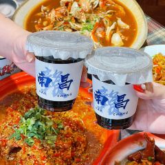 清晨落夜小酒馆 User Photo