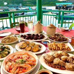 Lamma Rainbow Seafood Restaurant User Photo