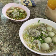Rung Rueang pork noodle User Photo