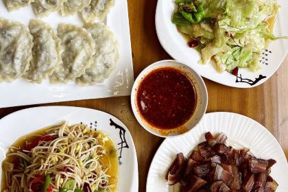 麓耶迦蓝茶餐吧