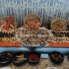 濟南怡豪大飯店（泉城廣場趵突泉店）·銀頂旋轉餐廳張用戶圖片