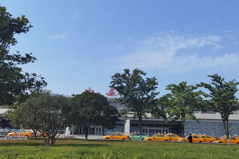 Xi'an Airport to City by Taxi