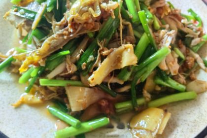 思玉更牛汤锅店