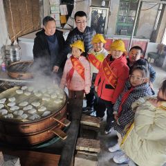 厌次老席 User Photo