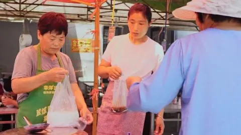贾庄家富豆腐脑总店(网红店) in Thương Sơn