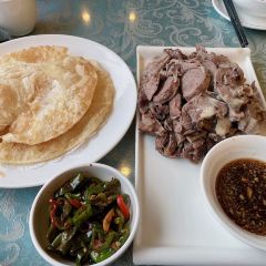 国强手抓(贵宾楼店) User Photo