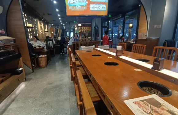 呷哺呷哺(信譽樓店)