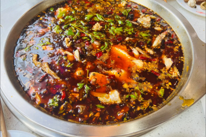 天府自助鱼庄(平昌金平广场店)